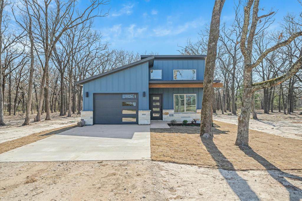 232 Vz County Road 3722 - Photo 1