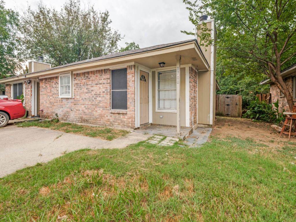 1700 Windsong Lane - Photo 1