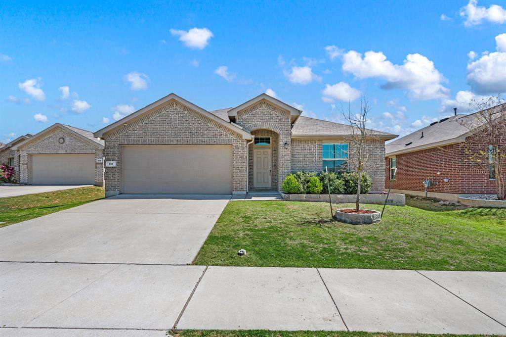 813 Amberwood Court - Photo 1
