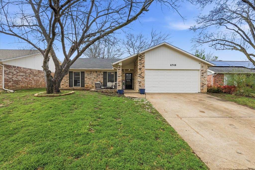 4748 Moss Rose Drive - Photo 1