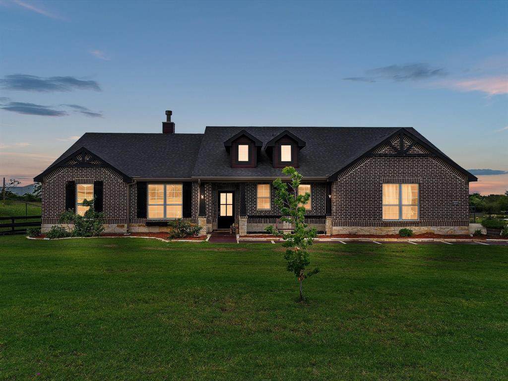1013 Northern Oaks Court - Photo 1