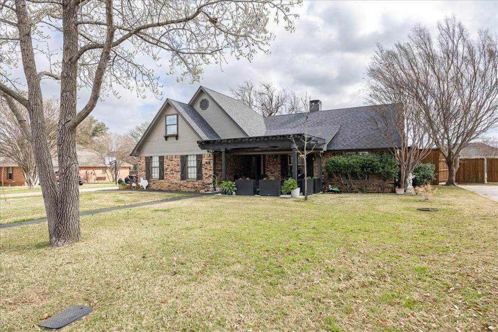 1301 Saint Charles Avenue - Photo 1