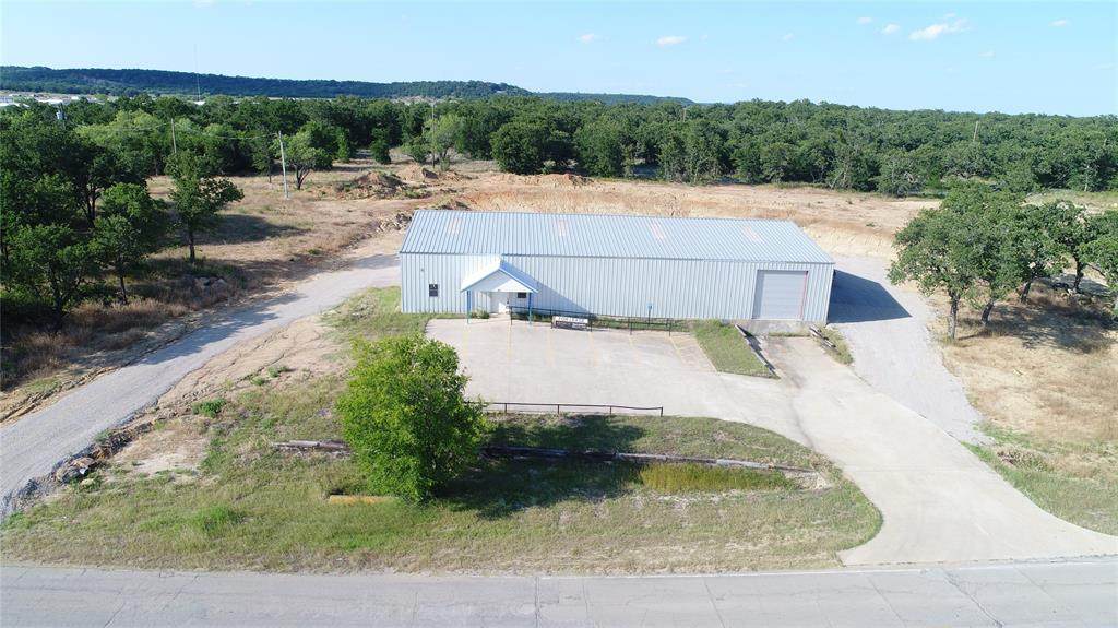 411 Lee - Photo 1