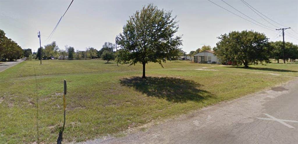 421 Kelly Lane - Photo 1