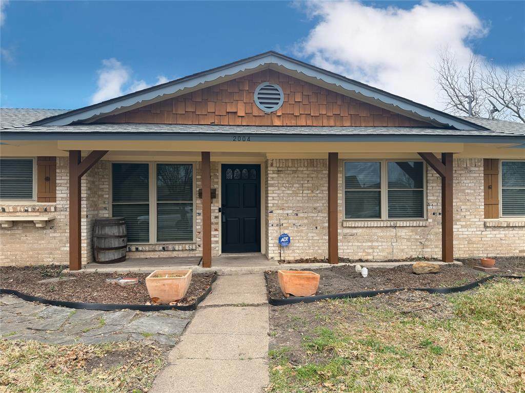 2004 Eastbrook Circle - Photo 1