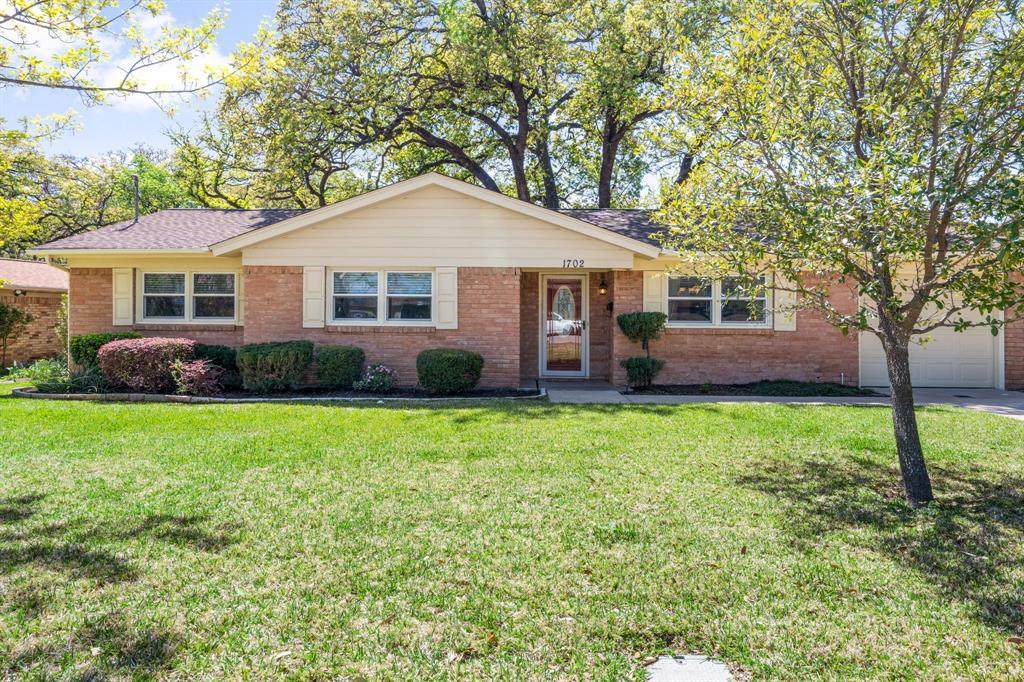 1702 Hendrix Drive - Photo 1
