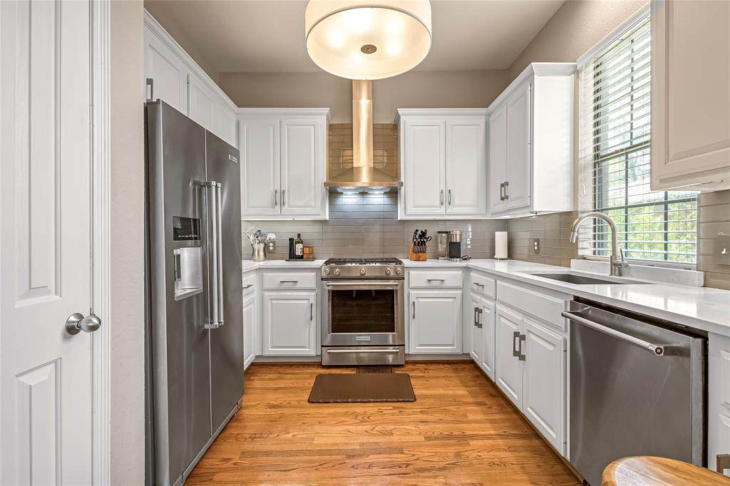 4508 Bowser Avenue - Photo 1