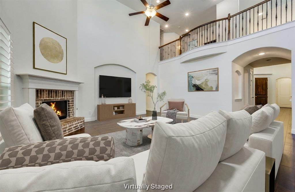 129 Sunrise Drive - Photo 1
