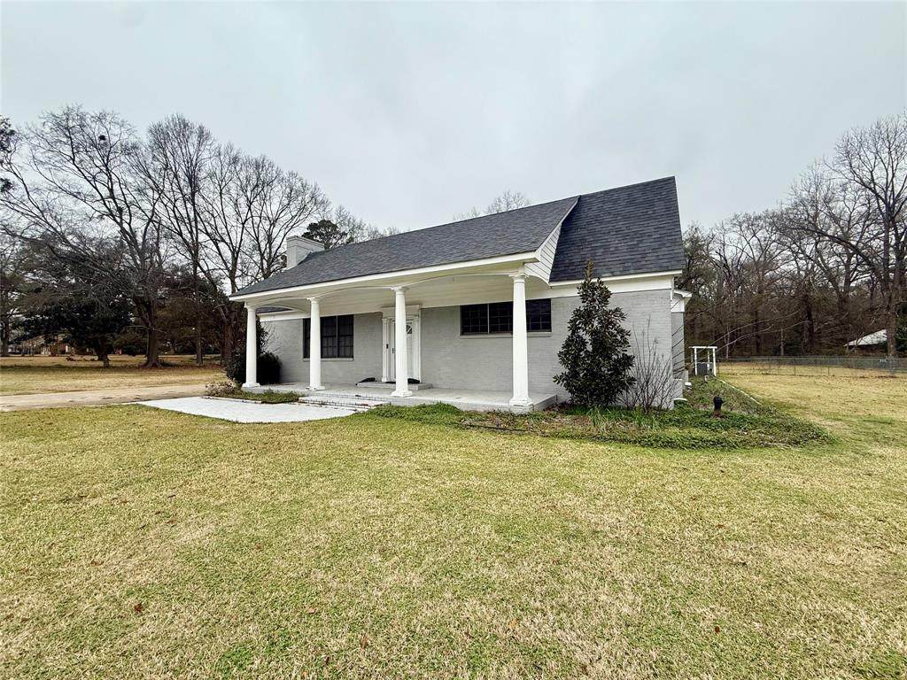 6676 Kinloch Street - Photo 1