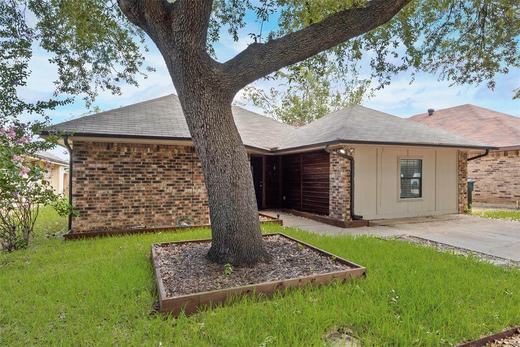2203 Placid Drive - Photo 1