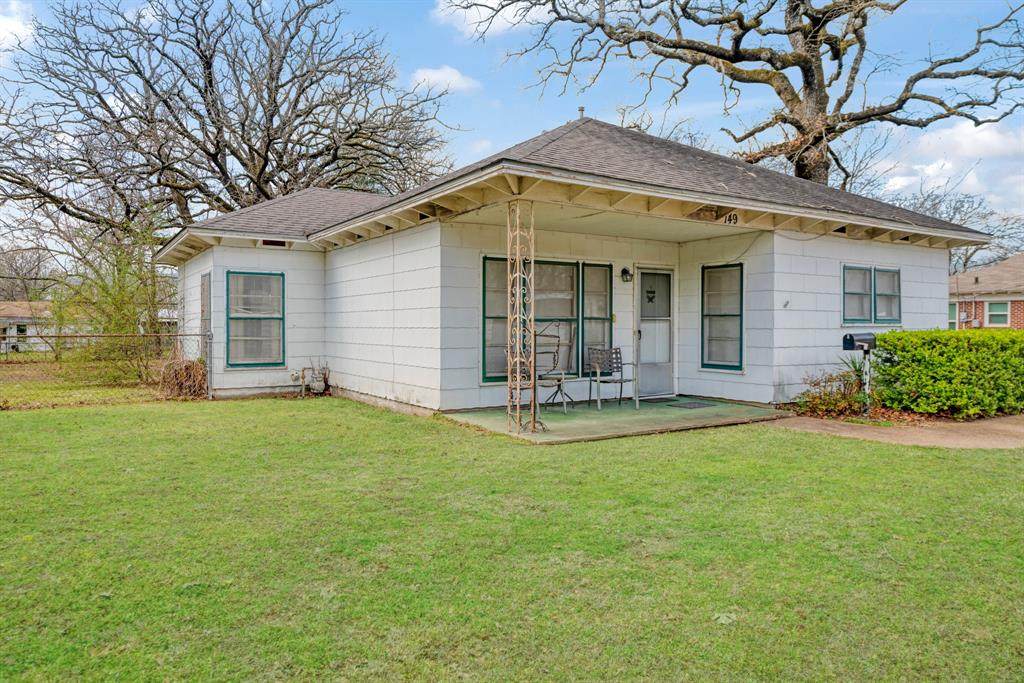 149 30th Street - Photo 1