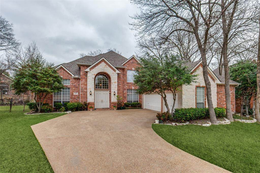 1119 Creekwood Drive - Photo 1