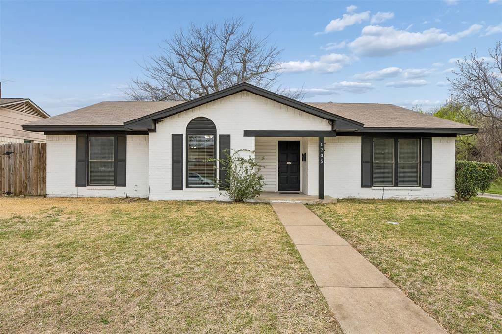 1705 Bobbie Lane - Photo 1