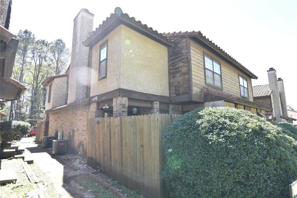 5454 Financial Plaza - Photo 1