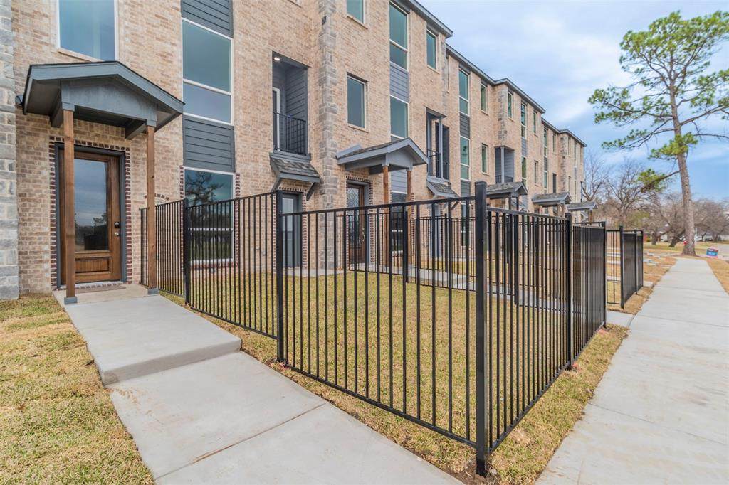 1605 Mignon Drive - Photo 1