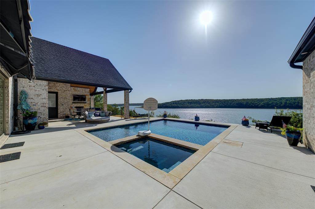 253 Grand Harbor Boulevard - Photo 1