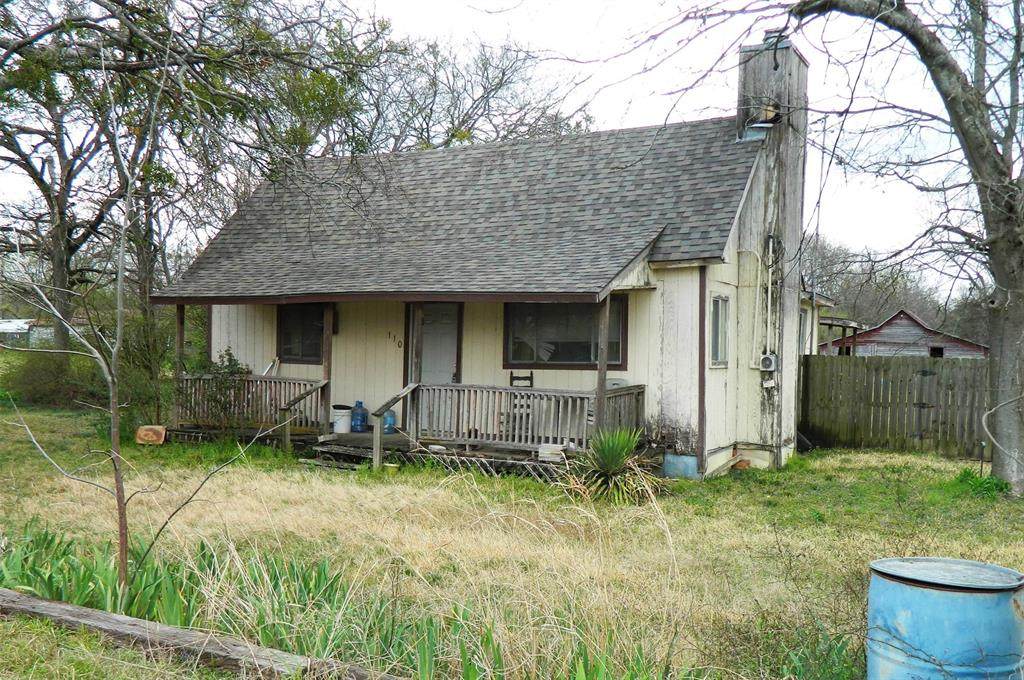 110 Bois D Arc Street - Photo 1