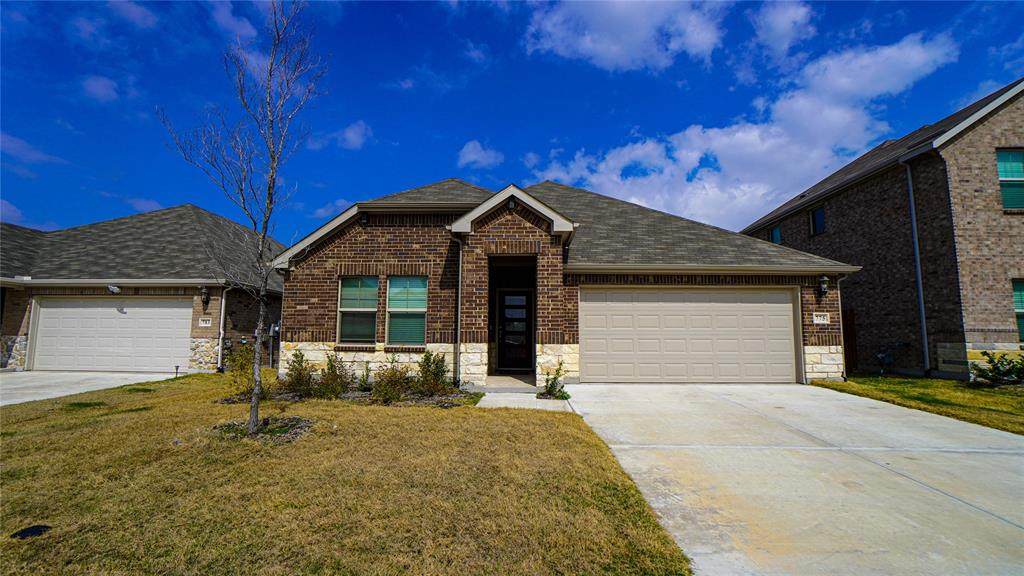 775 Moonlight Place - Photo 1