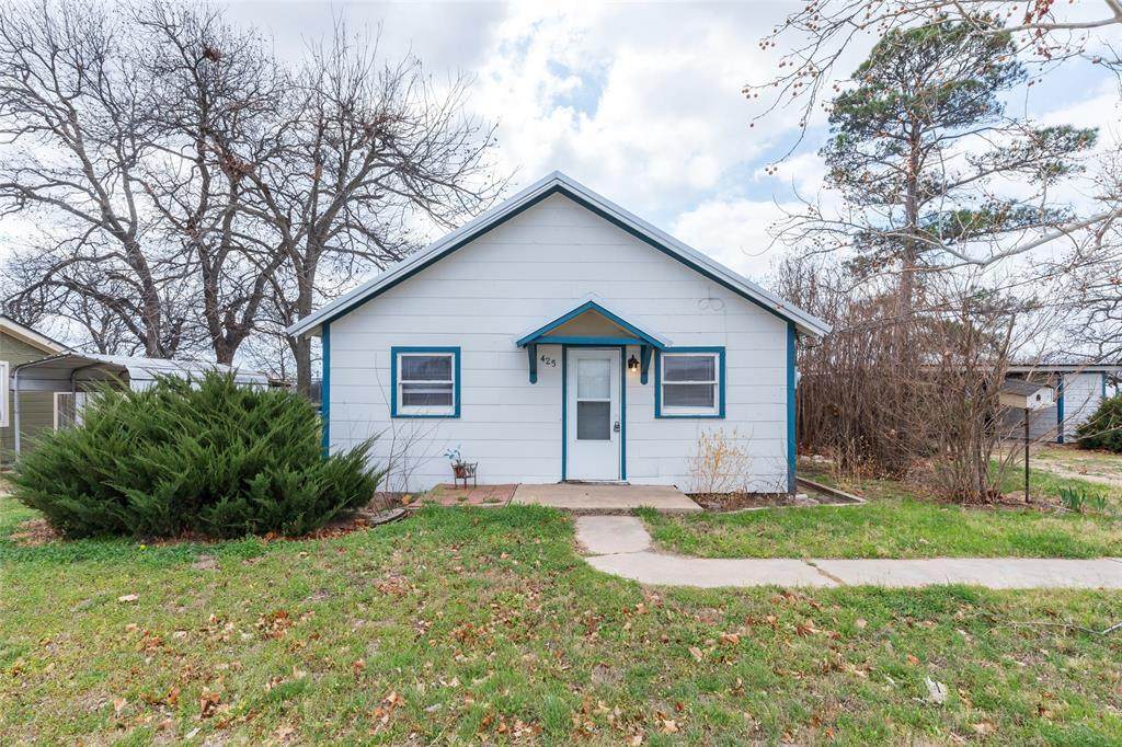 425 1st Street - Photo 1