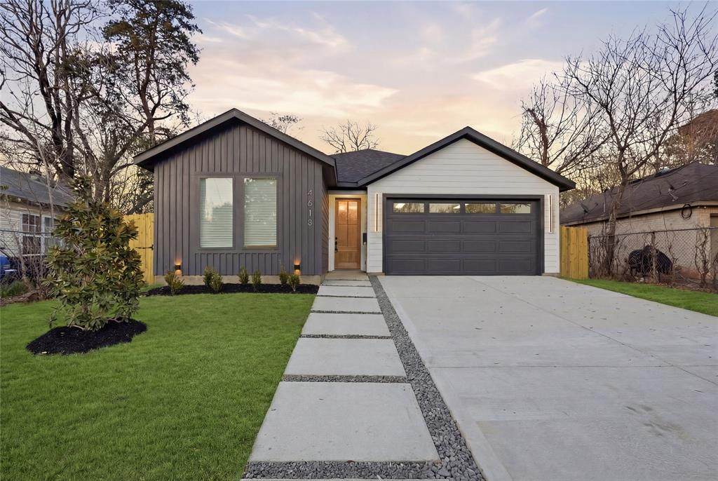 4618 Spring Garden Street - Photo 1
