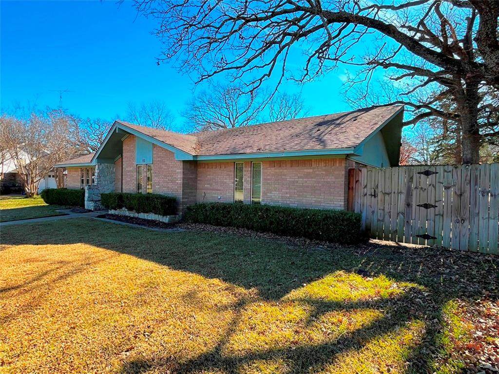 15 Post Oak Trail - Photo 1