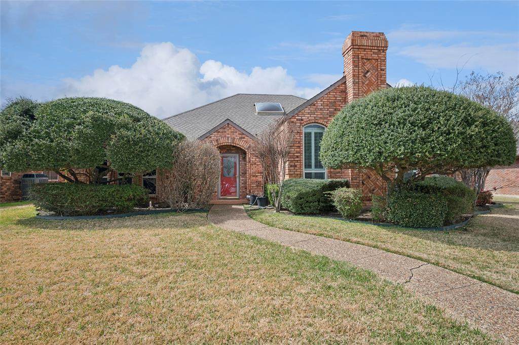 2528 Willowdale Drive - Photo 1