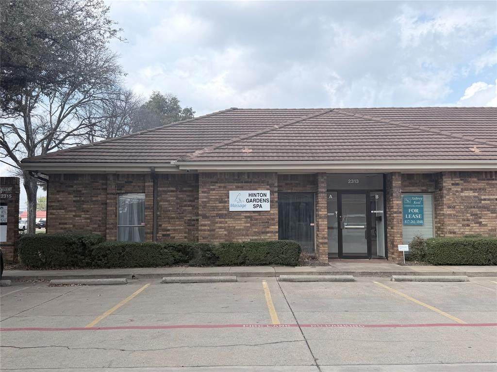2313 Roosevelt Drive - Photo 1