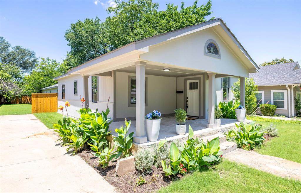 311 Waverly Drive - Photo 1