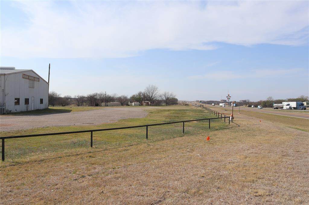 604 Us Highway 287 - Photo 1