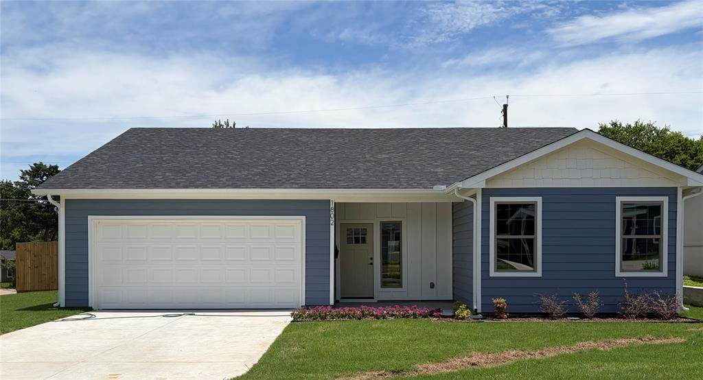 1802 Cumberland Drive - Photo 1