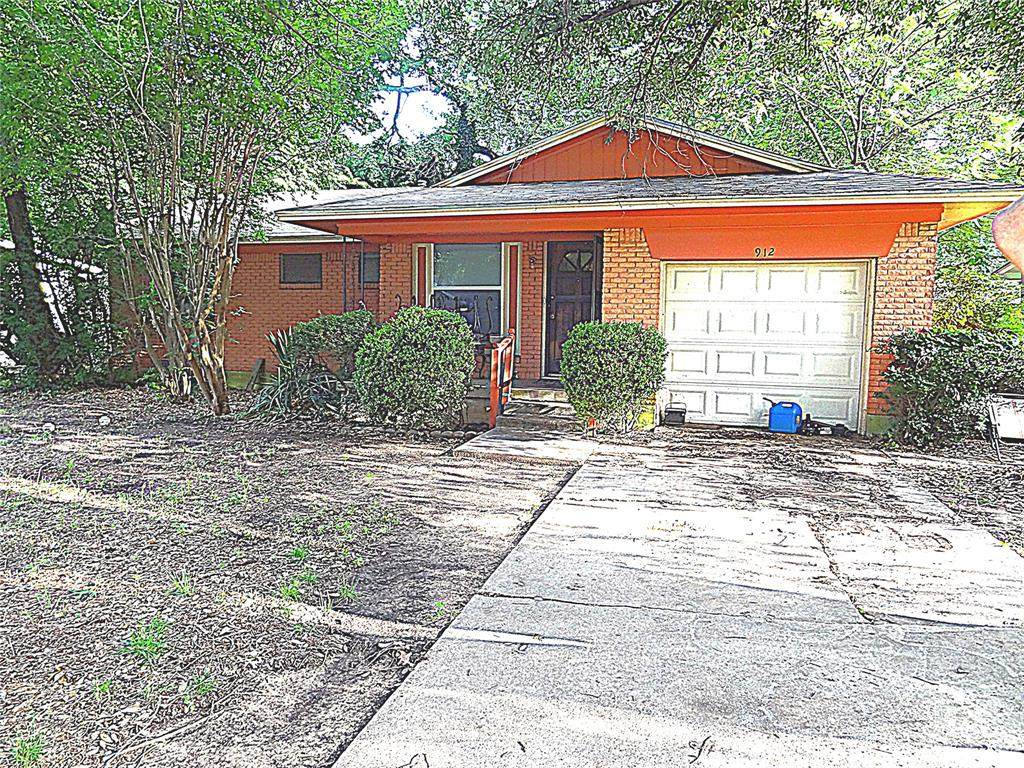912 Sierra Drive - Photo 1