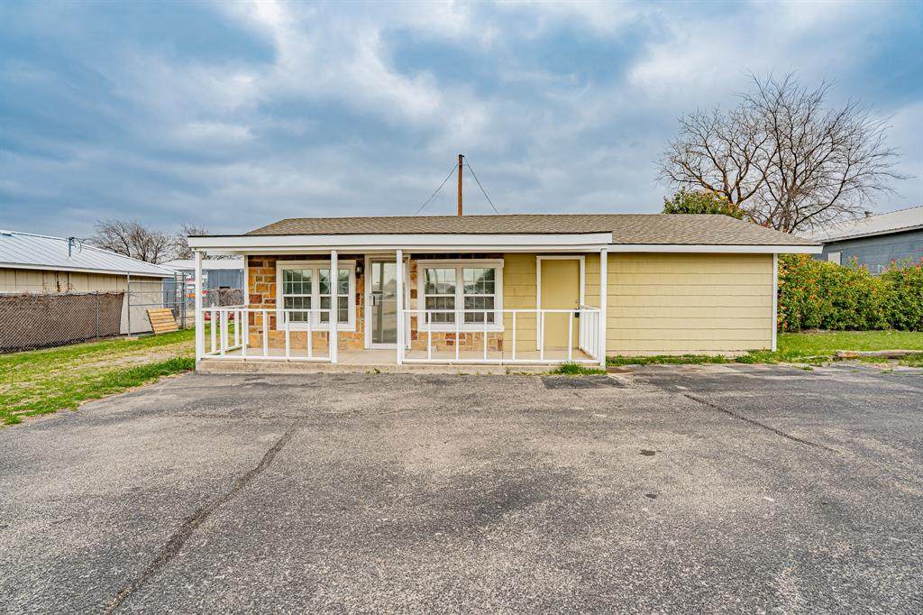 301 Eastridge Road - Photo 1