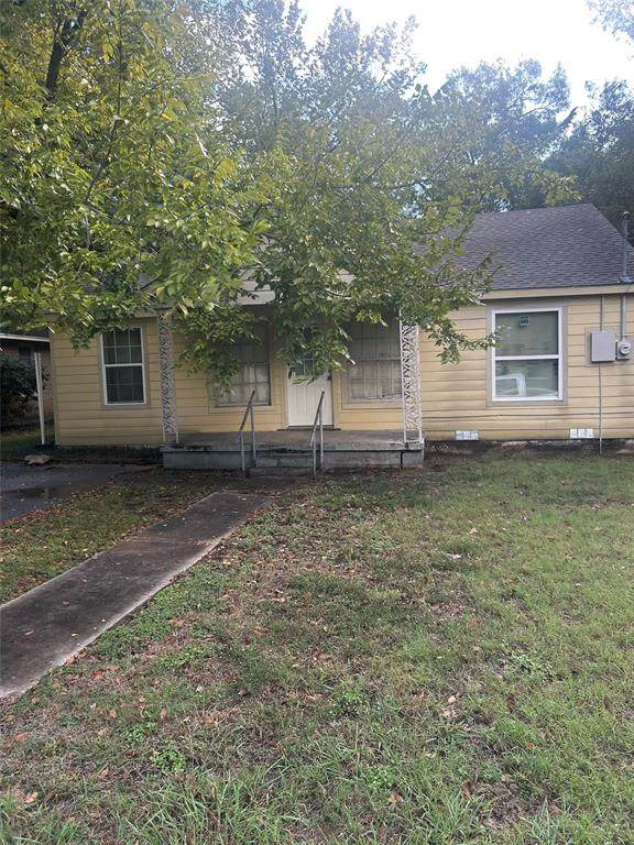1016 Howeth Street - Photo 1