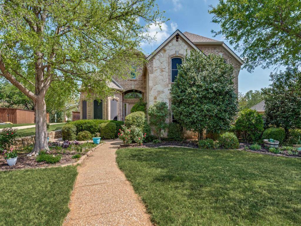 944 Excalibur Drive - Photo 1