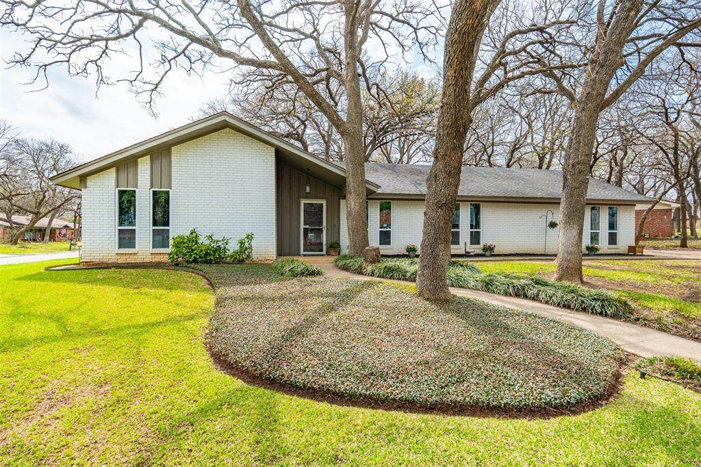 1819 Cedar Elm Drive - Photo 1