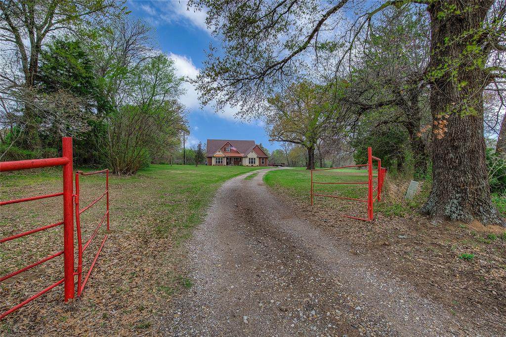 811 Rs County Road 4250 - Photo 1