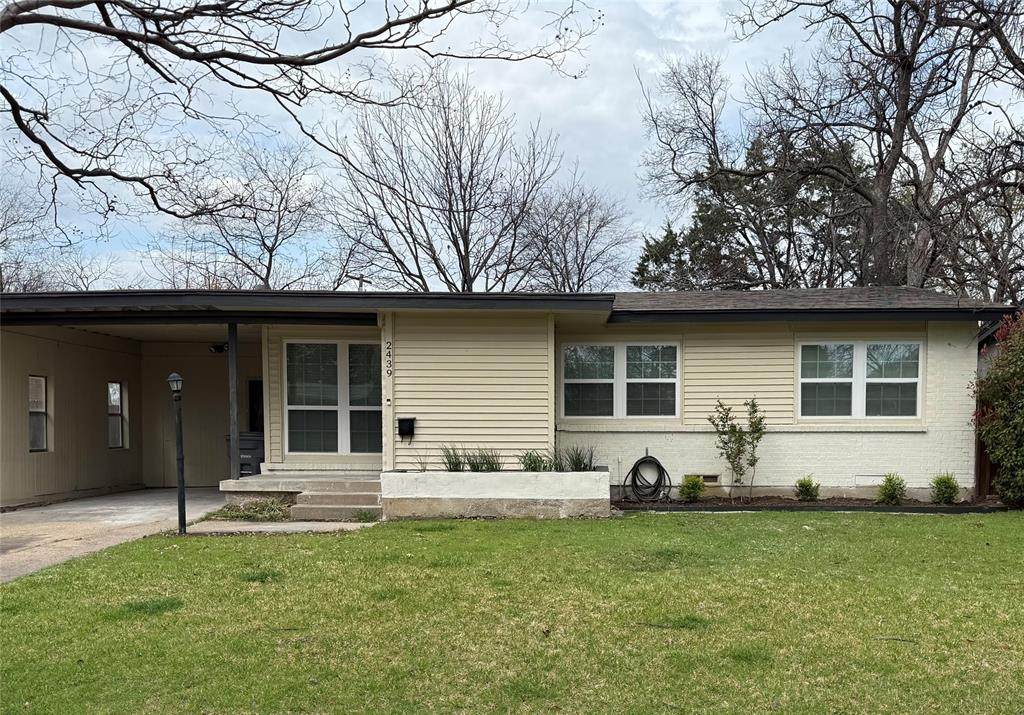 2439 Maverick Avenue - Photo 1
