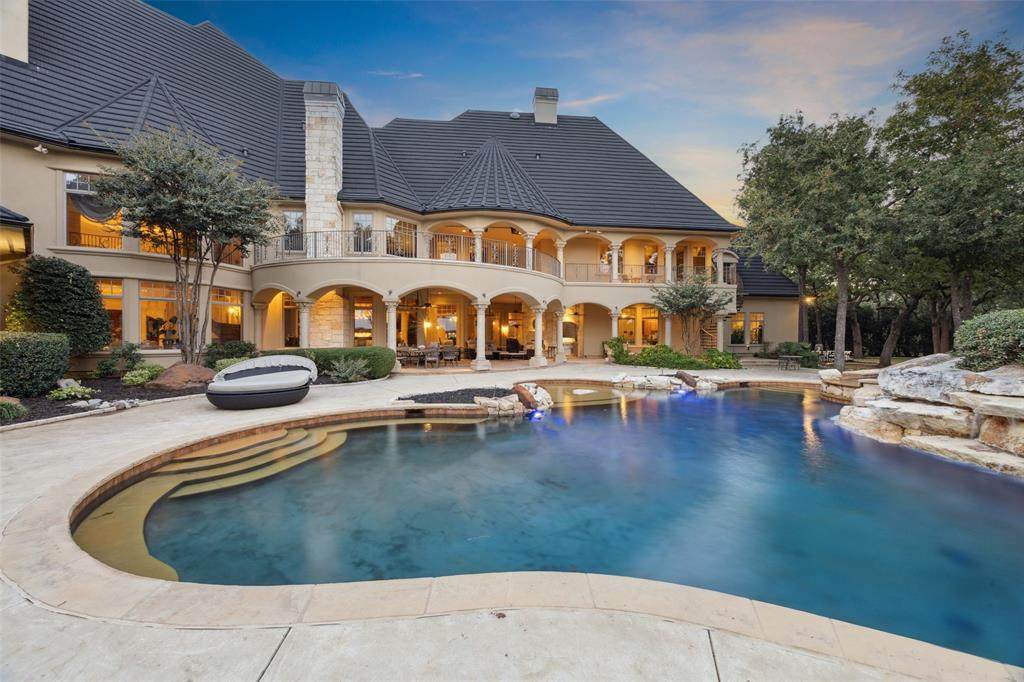 5700 Masters Court - Photo 1