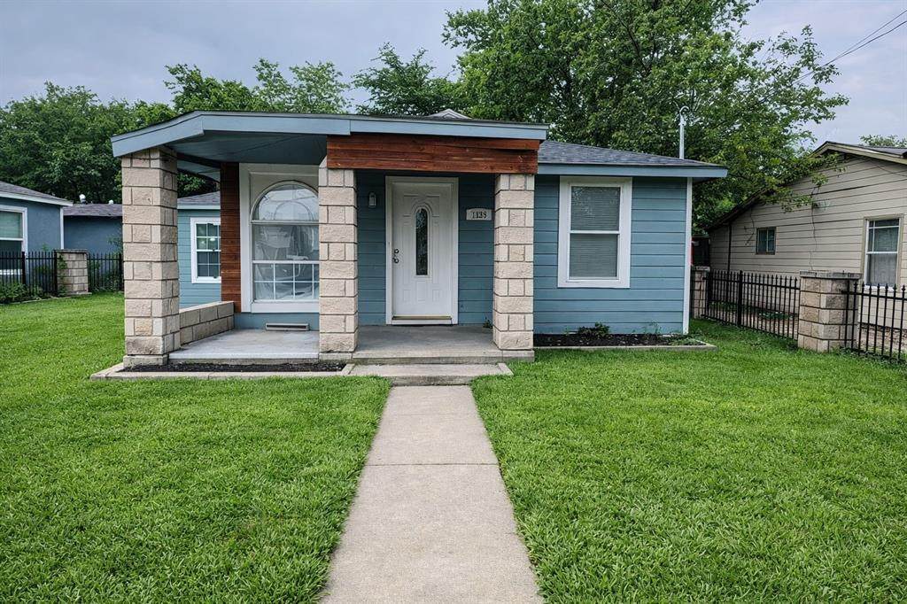 7539 Red Bud Drive - Photo 1