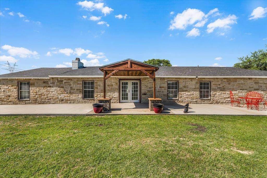 748 Rocky Ridge Lane - Photo 1
