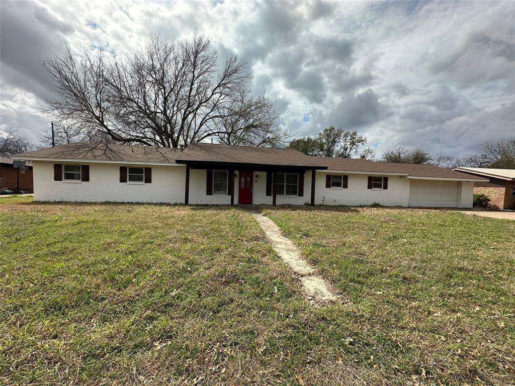 108 Beard Drive - Photo 1