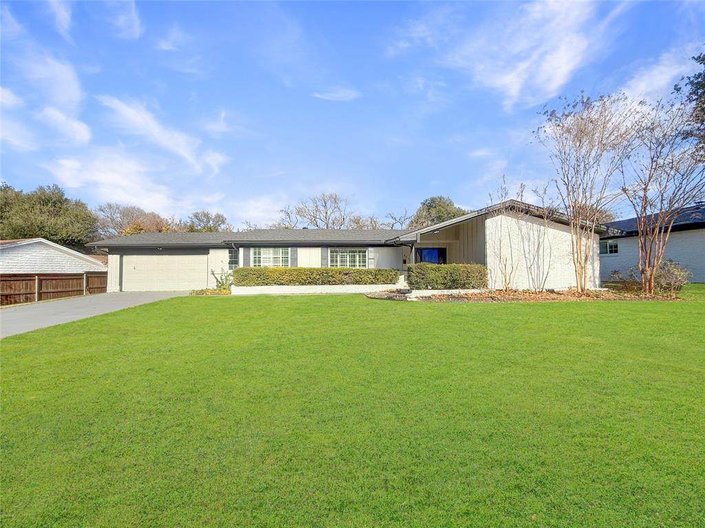 4348 Selkirk Drive - Photo 1