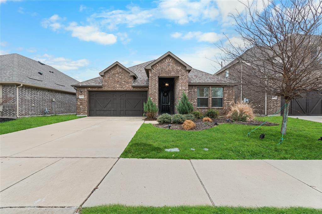 3820 Horseshoe Trail - Photo 1