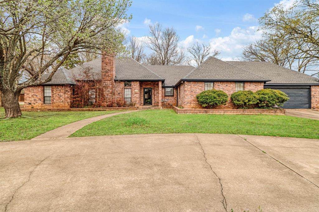 4315 Lakeshore Drive - Photo 1