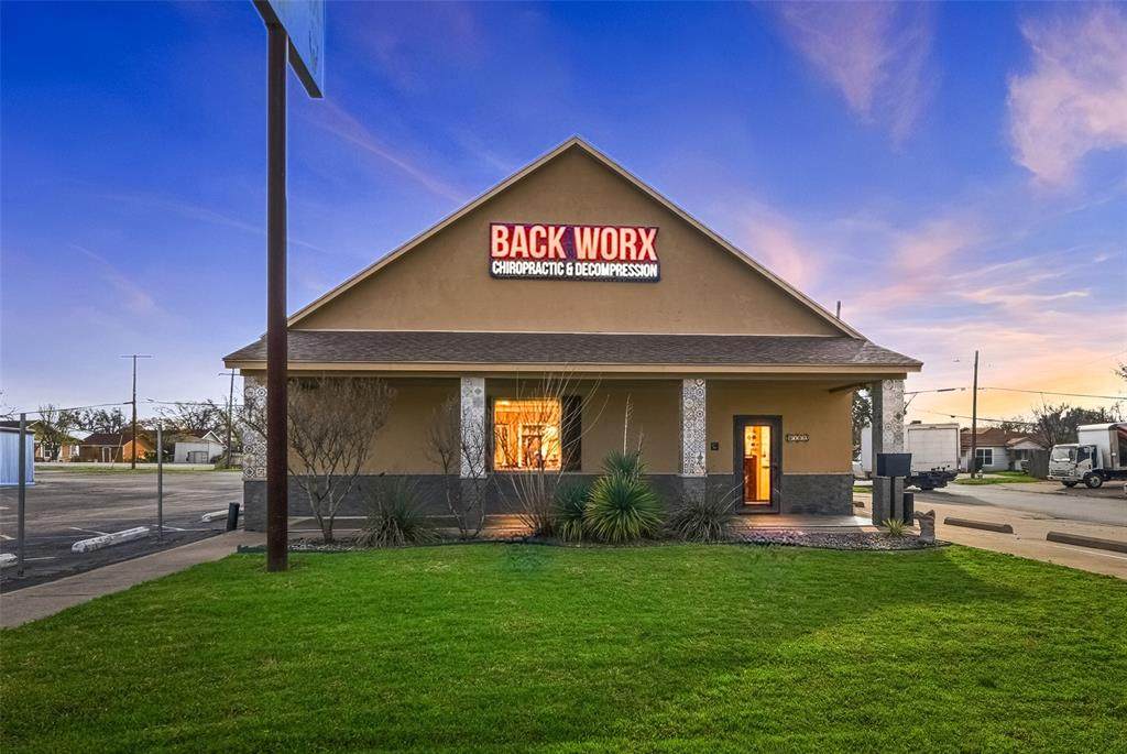 6200 Denton Highway - Photo 1