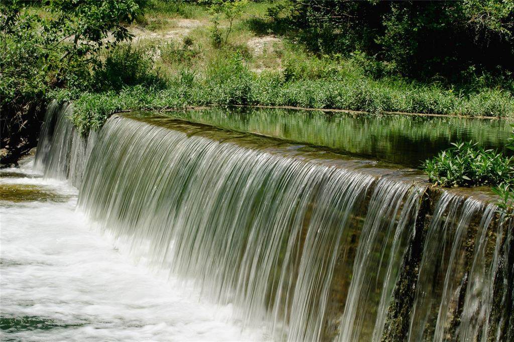 https://bt-photos.global.ssl.fastly.net/ntreis/orig_boomver_1_21204483-2.jpg