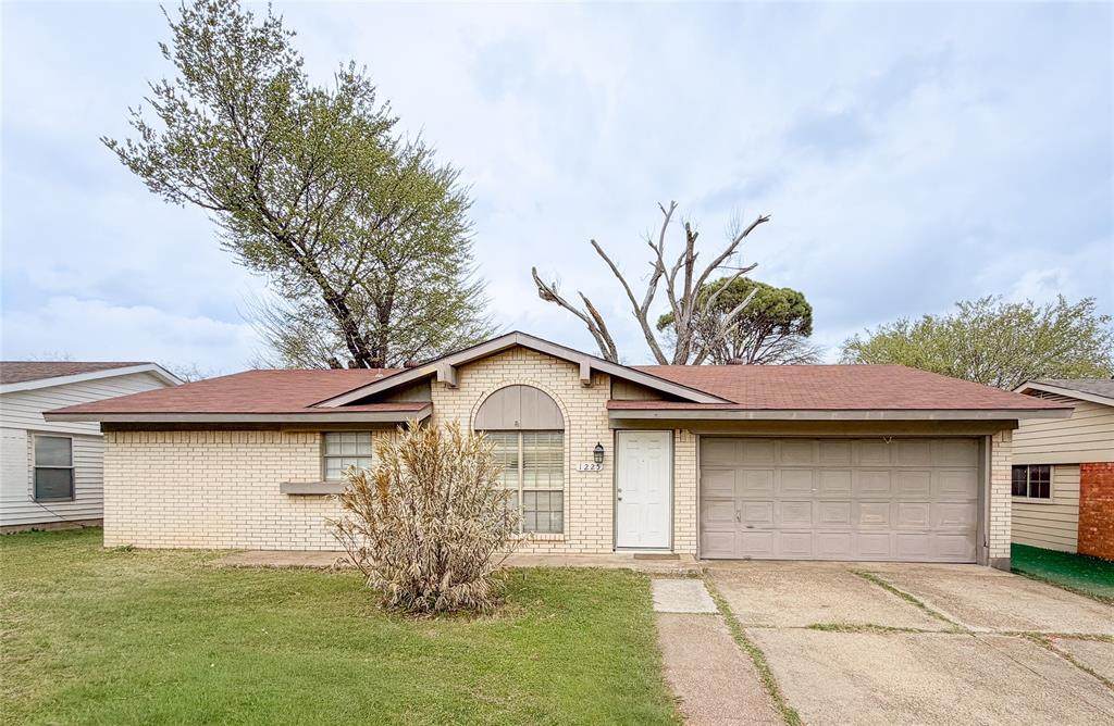 1225 Palisades Drive - Photo 1