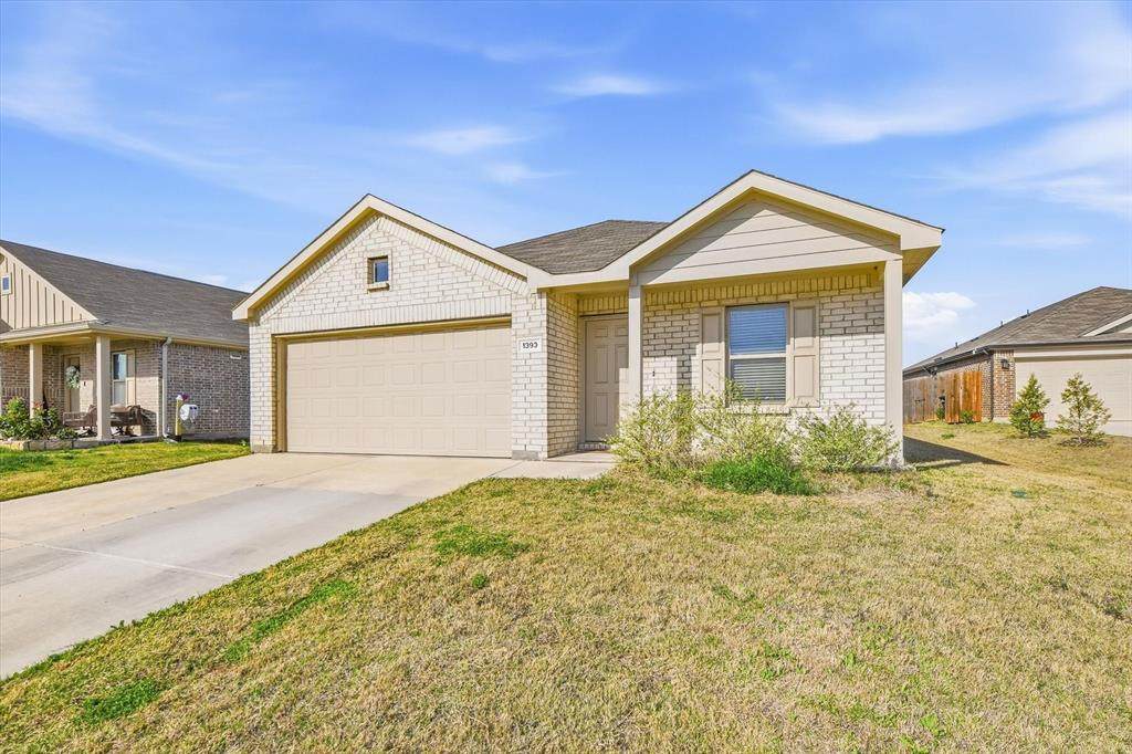 1393 Beach Drive - Photo 1