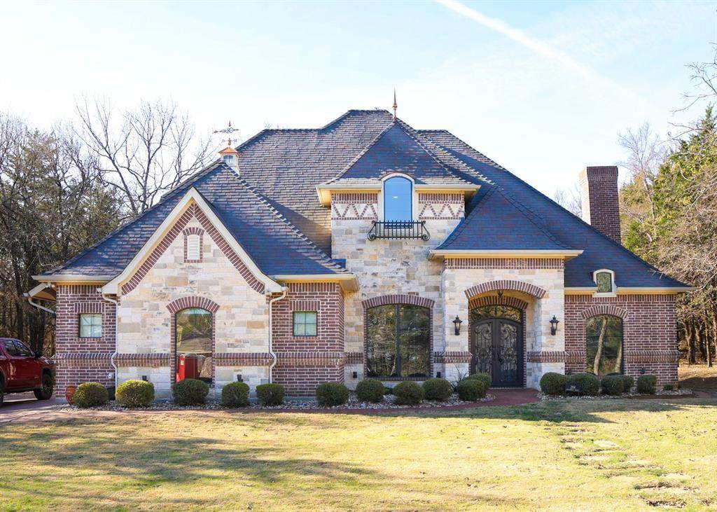 284 Stonewolf Court - Photo 1