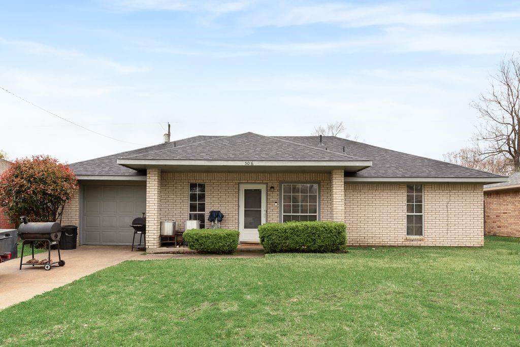 506 Thomas Trail - Photo 1